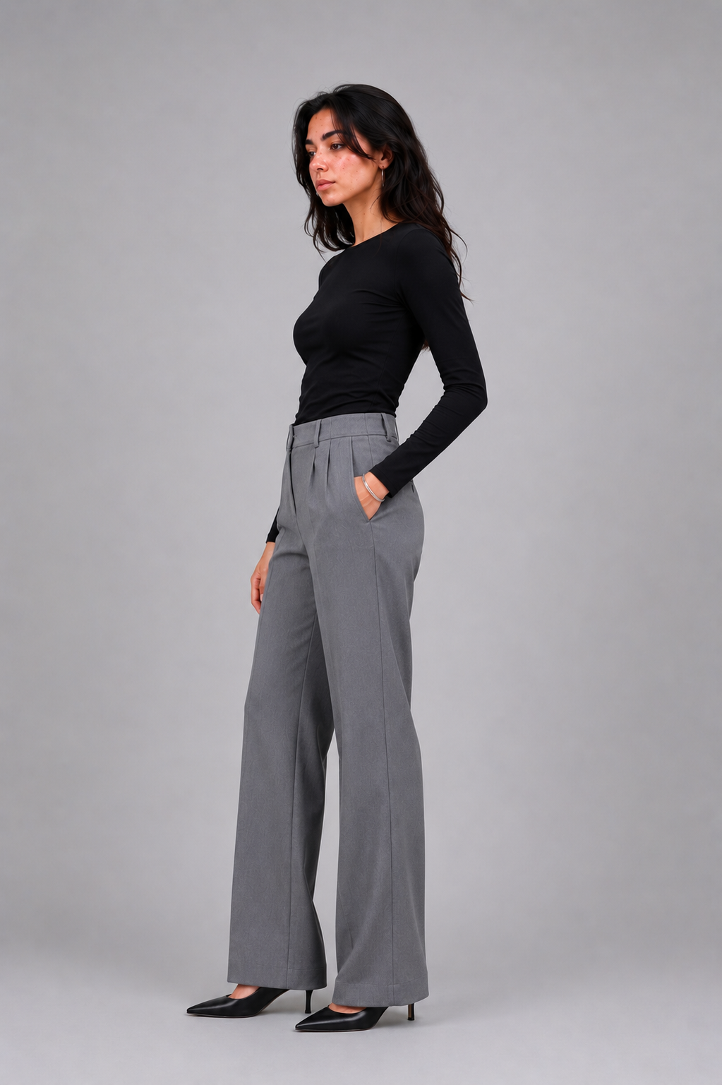Close Round Long Sleeve Top – Premium Cotton