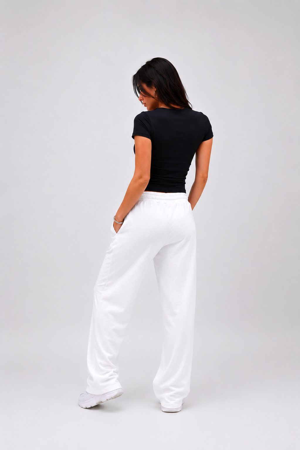 Close Round Basic Premium Cotton Top