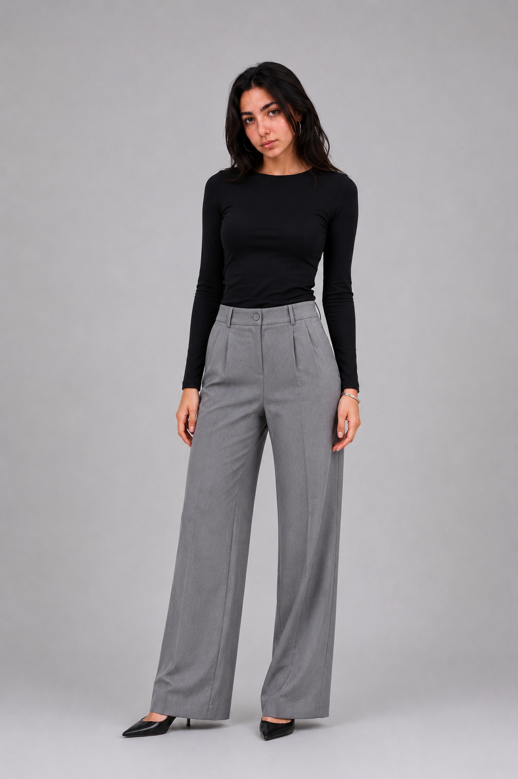 Close Round Long Sleeve Top – Premium Cotton